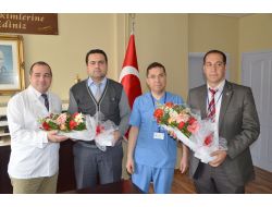 Sağlık-sen'den Sağlık Çalışanlarına Çiçek