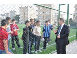 Yüreğir'e 4 Halı Saha Yapılıyor