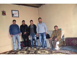 Gözleri Görmeyen Baba Ve Böbrek Hastası 3 Oğlu Yardım Bekliyor