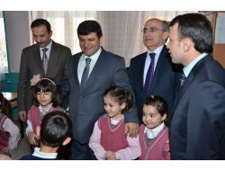 Vali Mayda, Fiziksel Etkinlik Kartlarının Dağıtımına Katıldı