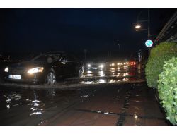 İZMİR'İ LODOS VURDU!..