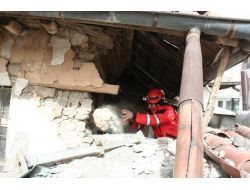 Aksaray’da Saatte 65 Kilometre Hızla Esen Rüzgar Ev Yıktı