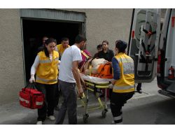 Çatıya Düşen Paspası Almak İsterken Canından Oluyordu