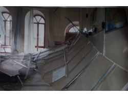 Okulun Tavanı Çöktü, Facianın Eşiğinden Dönüldü