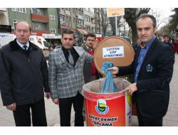 Ekmek İsrafına Karşı Bayat Ekmek Kutusu