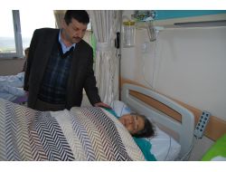 Karın Ağrısı Nedeniyle Ameliyat Olan Kadının Karnından 8 Kilo Kitle Çıktı