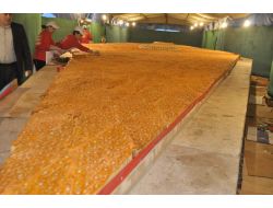 Azerbaycan'da 20 Bin Kişilik Nevruz Baklavası Hazırlanıyor