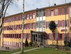 Almanya'da Halk Çözümü Özel Okullarda Görüyor