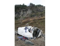 Kaza Yaptığı Bir Gün Sonra Fark Edilen Minibüsün Sürücüsü Ölü Bulundu