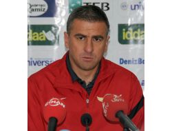 Hamzaoğlu: Ligde Kalmayı Başaracağımıza İnanıyoruz