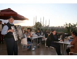 Akordiyon Dinletisiyle 'Bahar' Coşkusu
