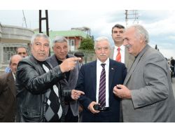 Adana'da Uçak Mahallesi'ndeki Yollar Asfaltlanıyor