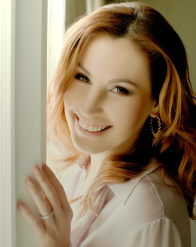 Funda Arar 5 aylık hamile