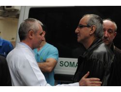 Trafik Kurbanı Üniversiteli Kızların Cenazeleri Ailelerine Teslim Edildi