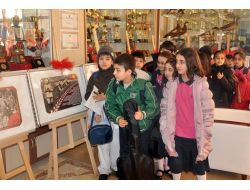 Öğrenciler ‘kınalı Hasan’ Oldu