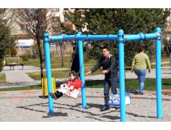 Pursaklar’da Parklara Bahar Geldi