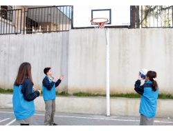 Türk Telekom’dan Öğrencilere Burs Ve Spor Gereçleri Desteği