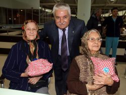 Başkan Arıkan, Yaşlıları Unutmadı