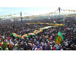 Batman’da Nevruz Bayram Havasında Kutlanıyor (2)