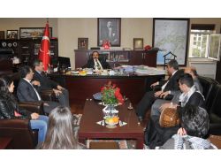 Irak’lı Öğrenciler Vali Coş’u Ziyaret Etti