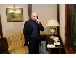 Putin, Rum Liderle Görüştü!