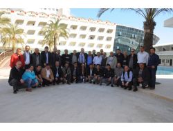 Dinar Belediyesi, Çalışanlarını Tatile Gönderdi