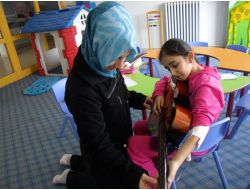 Lise Öğrencileri, Günlerini Hasta Çocuklara Adadı