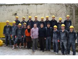 İnşaat Öğrencileri Okullarının Tadilatını Kendileri Yapıyor