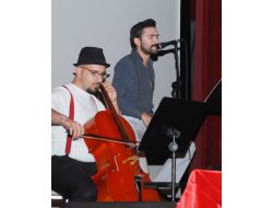 Akdeniz Rüyası Eski 45’liklerle Mest Etti