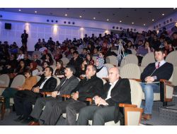 Aü’de Anayasa Sürecinde Kimlik Ve Vatandaşlık Konusu Tartışıldı