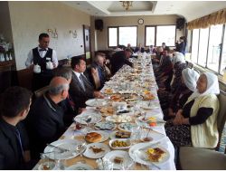 Tunceli Valisi Kahvaltıda Yaşlılarla Bir Araya Geldi