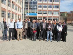 Öğretmenler Kıyafet Özgürlüğü İçin Eylem Yaptı