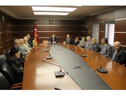 Huzurevi Sakinlerinden Valiliğe Ziyaret