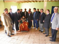 Kaymakamlıktan Engelli Kıza Akülü Tekerlekli Sandalye