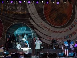 Kürt Müziğinin Duayeni Kalbine Yeni Düştü