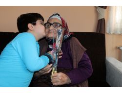 Özel Aba Minikleri Yaşlıları Unutmadı