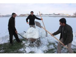 Ağrı Ghsim: Tüm Sentetik Yüzeyli Çim Sahalarımız Hizmete Hazır