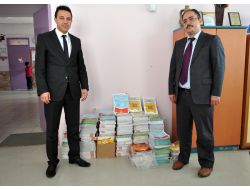 Körfez Dershanesi'nden Kitap Yardımı