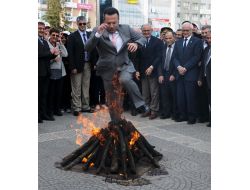 Vali Aksoy: Başka Anlamlar Yüklenen Nevruz Artık Bayram Olarak Kutlanıyor