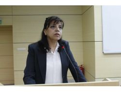 "Eskiden Yaşlılara Hürmet Edilirdi, Artık Yük Oluyorlarmış Gözüyle Bakılıyor"