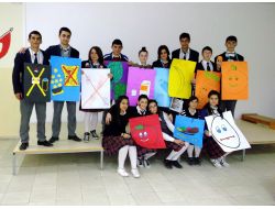 Liselilerden İlkokul Öğrencilerine Temizlik Ve Beslenme Uyarısı