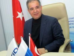 Kilis Valisi Rusya’da Konuştu: Suriyeli Kardeşlerimizi Bağrımıza Bastık