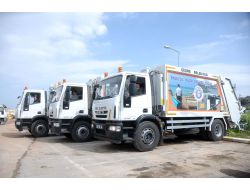 Çeşme Belediyesi Yeni Temizlik Araçları Aldı