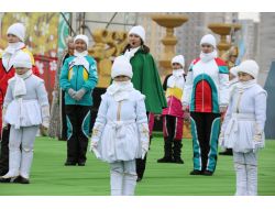 Kazakistan'da Nevruz Kutlaması Coşkuyla Başladı