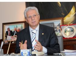 Apaydın'dan Sürücülere Ygs Uyarısı: Okul Önlerinde Korna Çalmayın