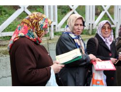 Öğrenciler, Sınav Öncesi Türbelere Akın Etti