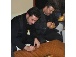 Çanakkale Zaferi'nin 98. Yıldönümü Şiir Ve Türkülerle Kutlandı