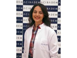 Kariyer Uğruna İleri Yaşa Ertelenen Evlilik Doğum Oranını Düşürüyor