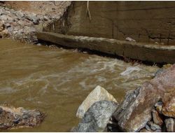 Bitlis’te Heyelan Ve Taşkınlar Maddi Zarara Neden Oldu
