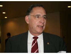 Amerikalı Senatörler İsrail’in Özründen Memnun